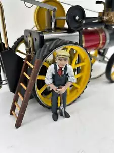 Miniature Motley “Bert Stokes” Figure - suit Mamod/ Wilesco Model Engine Diorama - Picture 1 of 3
