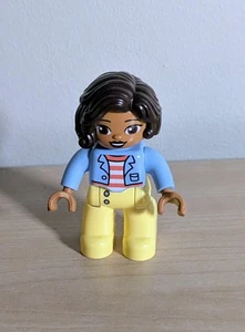 Lego Duplo Ville Women Minifigure - Picture 1 of 2