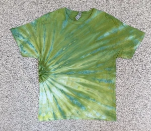 NEW Gildan Men’s Olive Green Blue Sunburst Ice Tie Dye Short Sleeve Shirt Large - Picture 1 of 8