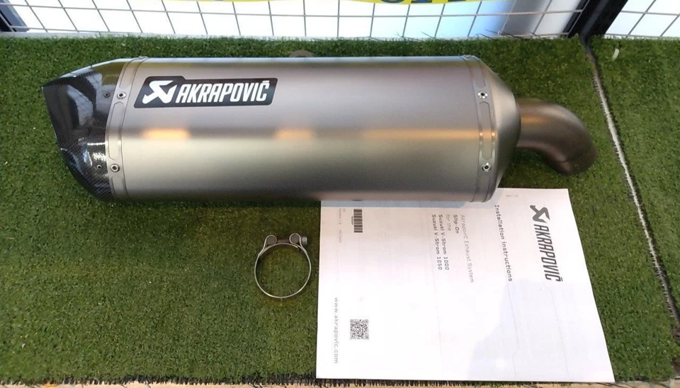 Escape antideslizante Akrapovic uso de carreras solo para Suzuki V-Strom 1000 / 1050 Foto 1 de 4