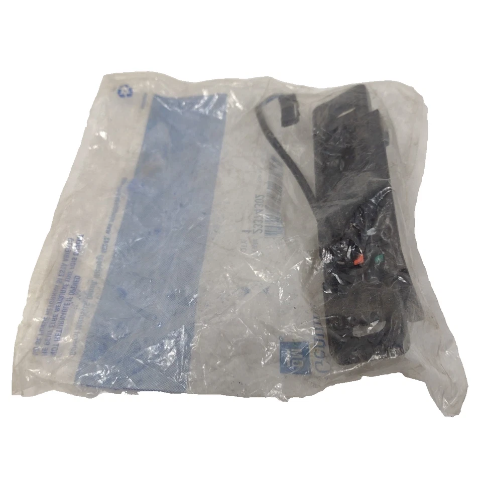 Chevrolet Corvette 2014-2018 desmontable Top-Striker lado izquierdo OEM 23344302 Foto 1 de 4