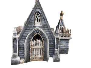 3D Gothic Mausoleum - Picture 1 of 6