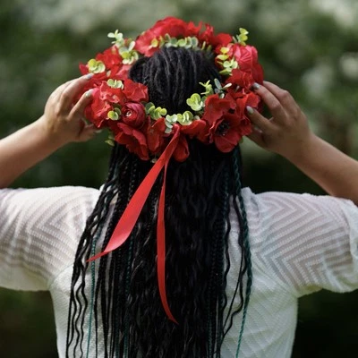 Diadema de flores guirnalda para la cabeza banda para el cabello corona floral corona festival boda roja  Foto 1 de 3
