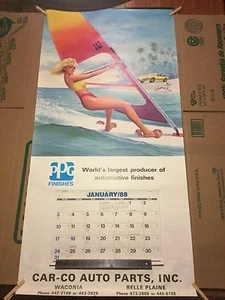 VINTAGE 1988 Car-Co PPG PIN UP RAGAZZA CALENDARIO POSTER 45 X 22 Girlie Wind Surf - Foto 1 di 7