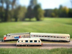 Locomotiva Amtrak 157 anni 80-90, auto pulizia Bachmann Amtrak 31, scala HO - Foto 1 di 10