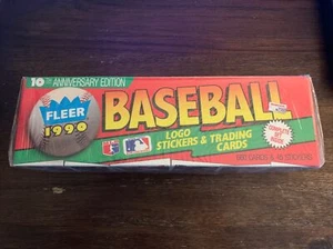 1990 JUEGO COMPLETO DE BÉISBOL FLEER SELLADO DE FÁBRICA 660 TARJETAS 45 PEGATINAS - Imagen 1 de 5