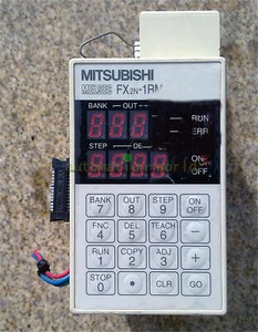 Programmatore tastiera PLC Mitsubishi usato FX2N-1RM testato - Foto 1 di 1