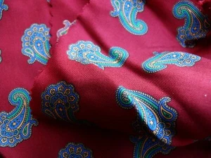 Camisa italiana de sarga cachemira rojo borgoña estampado azul 4y16"" x 42 - Imagen 1 de 7