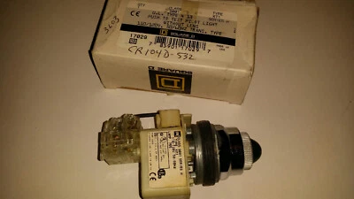 Square D CLASS 9001 TYPE KT1 120V Push TO Test Pilot Light Pushbutton Green LENS - Image 1 of 4