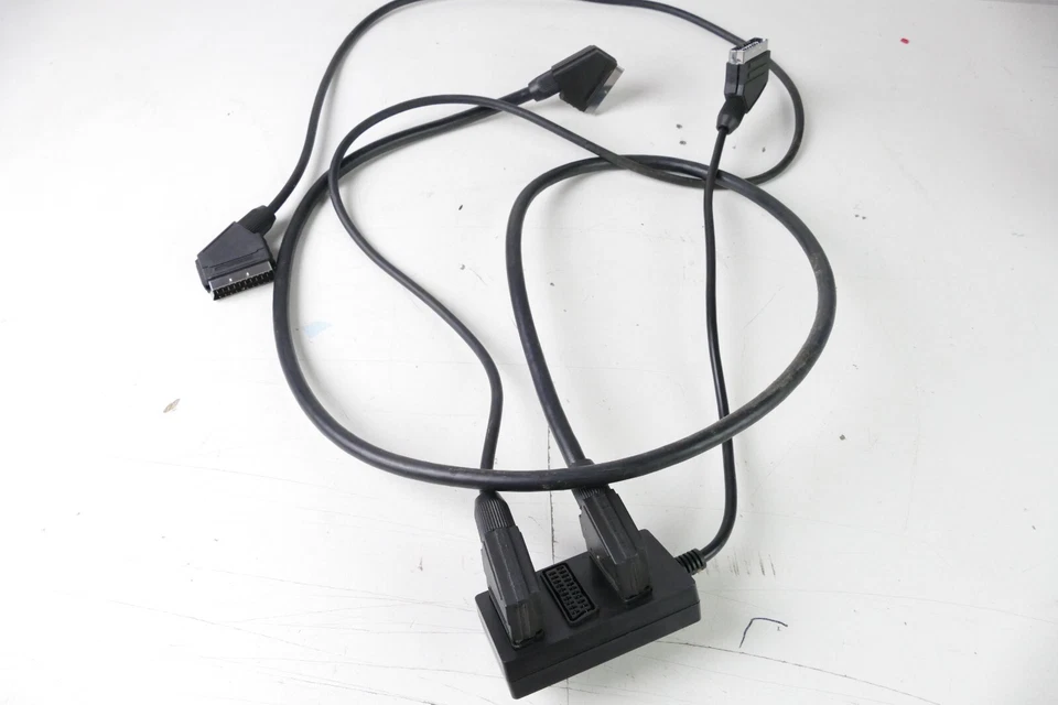 Schwaiger SCV7030 533 Scart-Hub 3:1 Scartverteiler Scart Distributor RB-897 - Bild 1 von 4