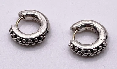 Pendientes de aro Michael Dawkins de plata de ley con postes de oro de 14 k Foto 1 de 4