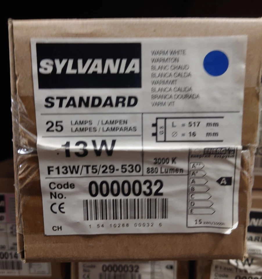 25x Sylvania 13w T5 3000k F6W/T5/29-530 880lm Fluorescent Tubes - Image 1 of 1