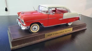 Danbury Mint 1955 Chevrolet Bel Air 1:16 Scale W Base!! - Picture 1 of 14
