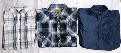 Lot 3 Men's Short Sleeve Button Down Shirts Size Medium Molokai and Others - Image 1 of 4