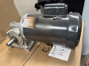 DAYTON 4CVZ4 AC Gearmotor: Right Angle, Capacitor-Start, TEFC, 45 RPM, 0.75 HP - Picture 1 of 7