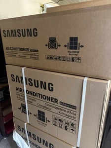 Condizionatore Climatizzatore Samsung 12000BTU Inverter AR12TXHQB Classe A++ ITA - Foto 1 di 2