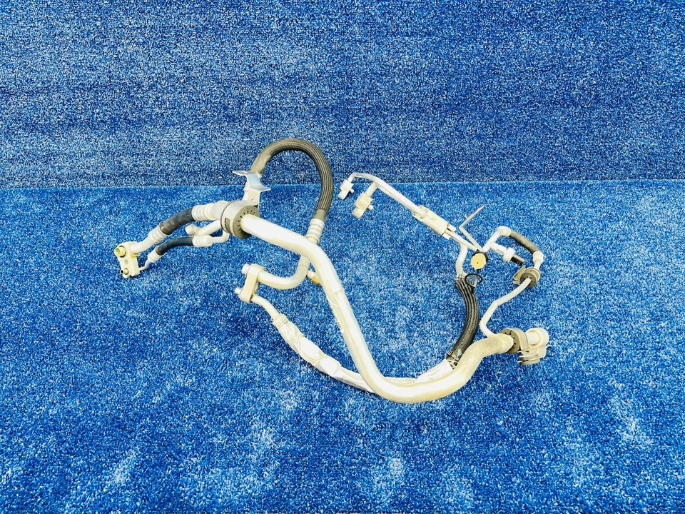 2015-2017 Chrysler 200 A/C Line Hose Set OEM 68103140AB 68103137AC - Image 1 of 4