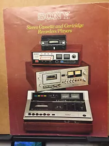 Catalogo vintage Sony Decks Nastro Cassette Deck 8 Tracce Lettori Cartuccia Auto Superscopio - Foto 1 di 5