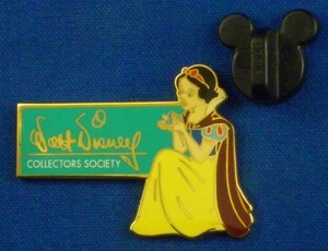 Pin de membresía Blancanieves 2002 WDCC sociedad de coleccionistas Disney # 9458 - Imagen 1 de 5