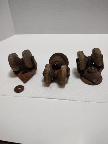 ANTIQUE WHEELS DOUBLE WHEELS VINTAGE SET OF 2 PLUS 1 PART Cover