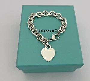 TIFFANY & CO. STERLING 925 HEART TAG CHARM BRACELET - 7.5" - Picture 1 of 5