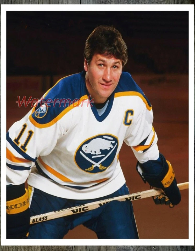 Foto 8 X 10 color NHL Buffalo Sabres Captain Gilbert Perreault Foto 1 de 1