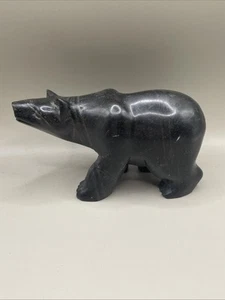 Scultura orso polare vintage Inuit da passeggio serpentina orso intagliato 4 3/4" - Foto 1 di 15