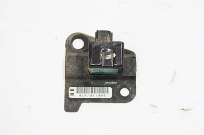 Sensor airbag derecho Subaru OUTBACK BH 98231AE000 DENSO 1876003470 07-2001 Foto 1 de 3