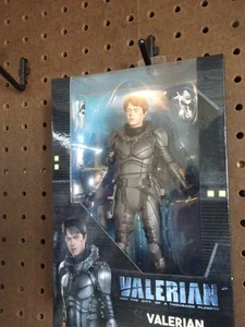 NECA REEL TOYS VALERIAN CITY MILLE PIANETI ACTION FIGURE NUOVO CON SCATOLA - Foto 1 di 11