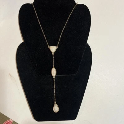 Time and Tru Genuine Agate White Druzy Gold Tone Chain 18” With 14” Drop - Изображение 1 из 4