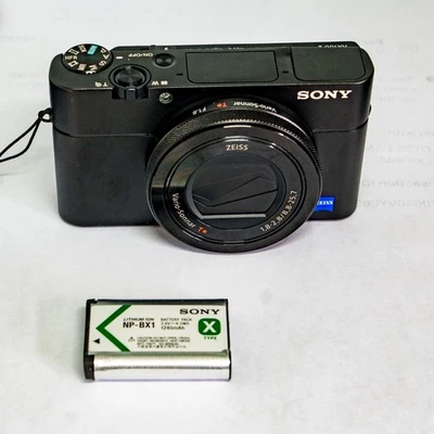 Sony Cyber-Shot DSC-RX100VA 20.1MP 4K Compact Camera  Wi-Fi - Image 1 of 4