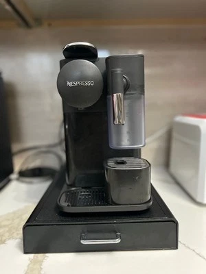 Nespresso EN500BW Lattissima One Coffee and Espresso Maker by De'Longhi - Image 1 of 4