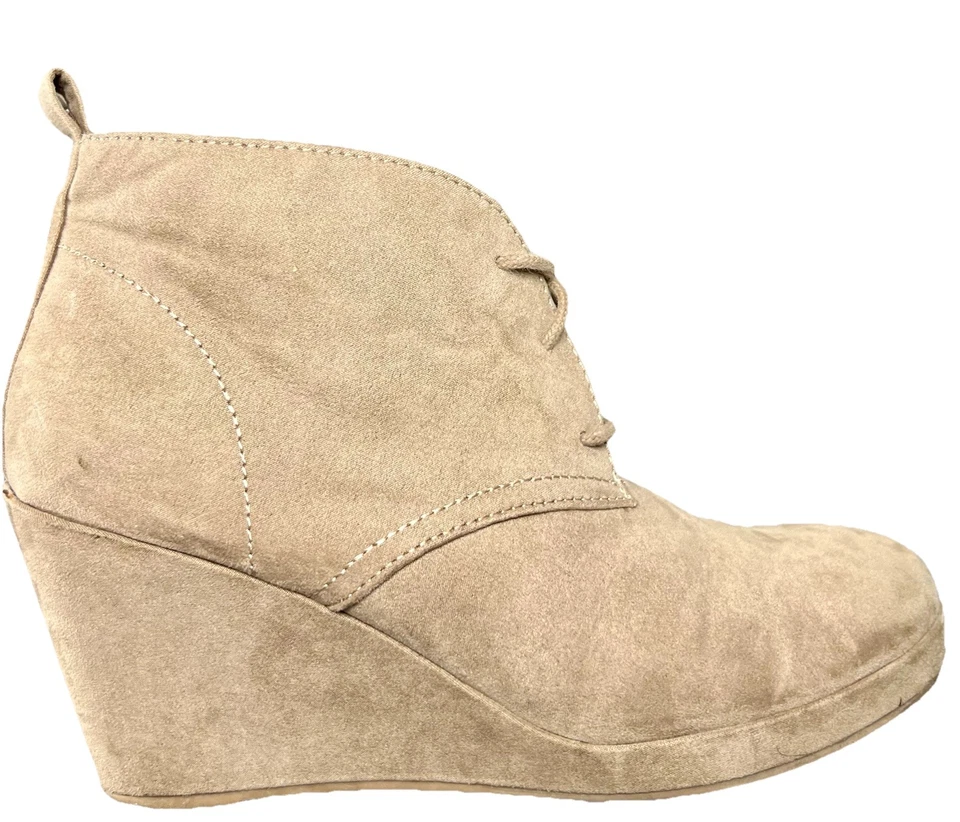 DV Dolce Vita 棕色麂皮绒鞋带楔形踝靴时尚靴女式 8.5 M 码 — 第 1/4 张图片