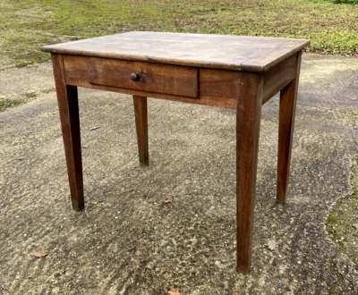 Table bureau en noyer du 19ème siècle - Photo 1/4