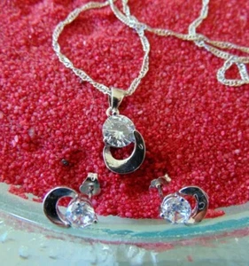 925 Silber Schmuck Set Mondstein Halskette Anhänger Ohrstecker Zirkon Liebe - Bild 1 von 10