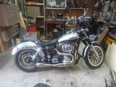 Harley 1999-2017 Dyna Super glide Exhaust System tubi 2 in 1 controllo centrale - Immagine 1 di 4