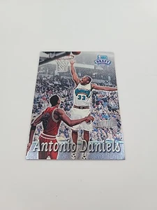 1997 Topps Antonio Daniels #207 Draft Vancouver Grizzlies Basketball Karte - Bild 1 von 2