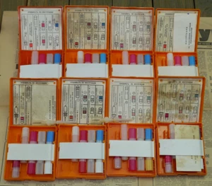 Menge 8 Sowjetische Erste Hilfe Sets AI-2 Großhandelspreis Zivilschutz CA009 - Bild 1 von 8