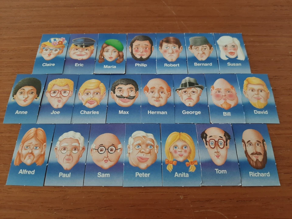 Indovina Chi? - MB 1980 Carte Figurine Personaggi Tabellone BLU SINGOLA CARTA - Immagine 1 di 1