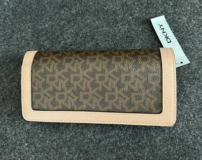 DKNY Mujer/Dama Cartera Cubierta Abatible, Cremallera a Presión, Ranuras para Tarjetas, Caramelo Tamaño Grande Foto 1 de 4