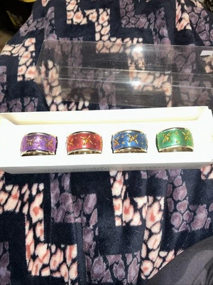 Pier 1 эксклюзивный блестящий салфетки кольца набор из 4 фиолетовый красный синий зеленый - Изображение 1 из 2