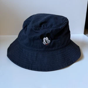 Cappello berretto Disney Parks Topolino ammiccante blu navy secchiello taglia adulto OSFM - Foto 1 di 8