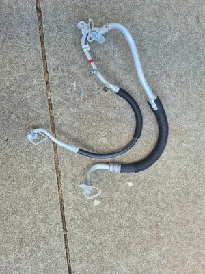 2006 - 2009 GM Minivan A/C Hoses Montana, Uplander, Terraza And Relay - Image 1 of 2