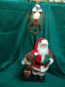 VINTAGE ANIMATED SANTA HUGGING LITTLE GIRL FIGURES 23" TALL - Picture 1 of 11