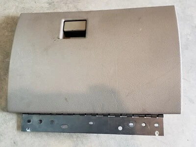 01 02 03 04 05 2001 GUANTERA CHEVROLET CAVALIER PUERTA GRIS ENVÍO RÁPIDO Foto 1 de 3