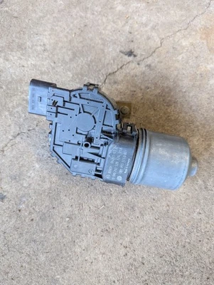 Мотор стеклоочистителя ветрового стекла 3B1-955-113-D подходит для Volkswagen Passat B5.5 2001-2005 годов выпуска - Изображение 1 из 3