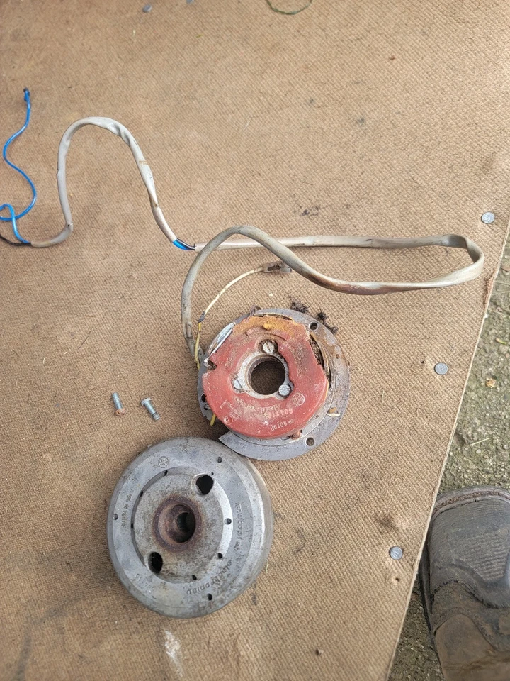 Husqvarna 390 AMX 1978 estator automático/magneto/mag con volante Foto 1 de 3