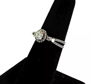 JJR102 sterling .925 Band ring with 32 small Cubic Zirconia Size 5 1/2 - Picture 1 of 6