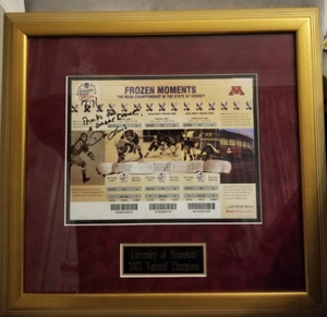University of Minnesota 2002 National Champion Gophers Hockey Autographed - Picture 1 of 9