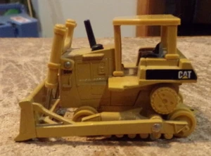 1/64 ertl CAT D6H bulldozer no tracks in good shape used - Picture 1 of 6